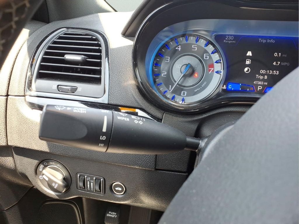 2023 Chrysler 300 S
