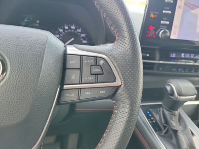 2021 Toyota Sienna XSE 7 Passenger