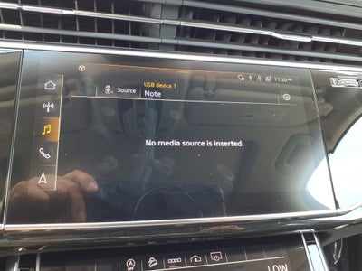 2022 Audi Q7 45 Premium Plus quattro