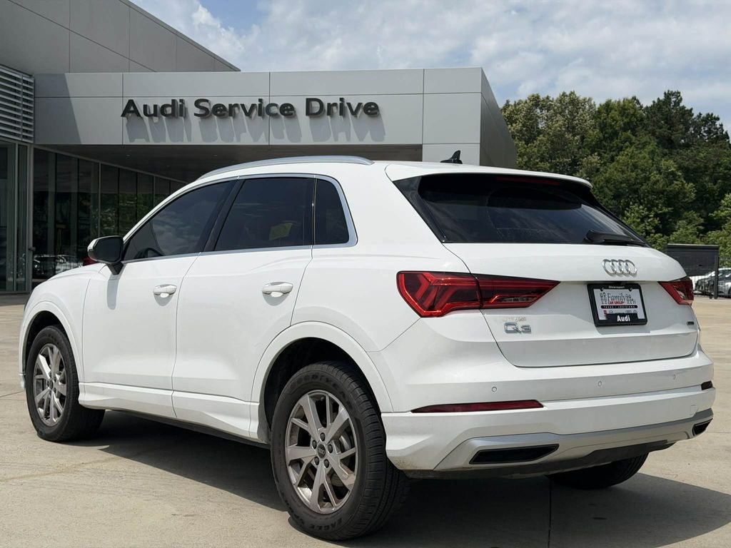 2023 Audi Q3 Premium quattro