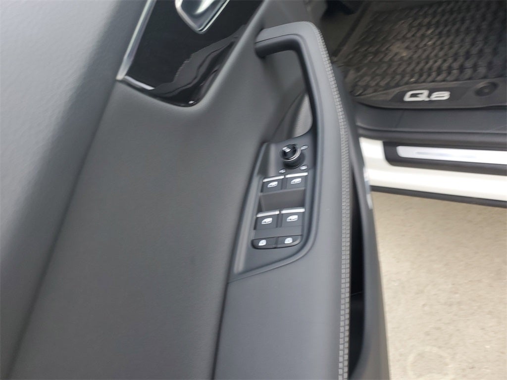 2024 Audi Q8 55 Prestige quattro