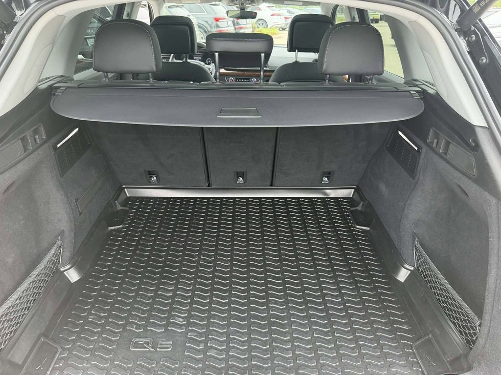 2023 Audi Q5 45 S line Premium quattro