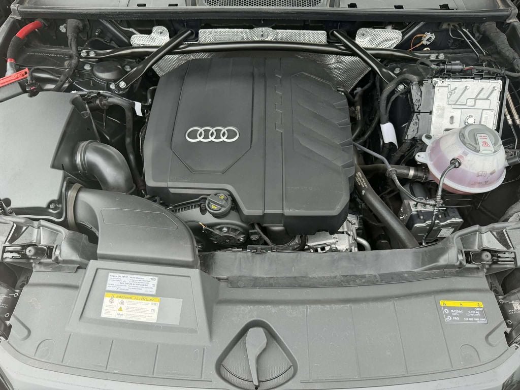 2023 Audi Q5 45 S line Premium quattro
