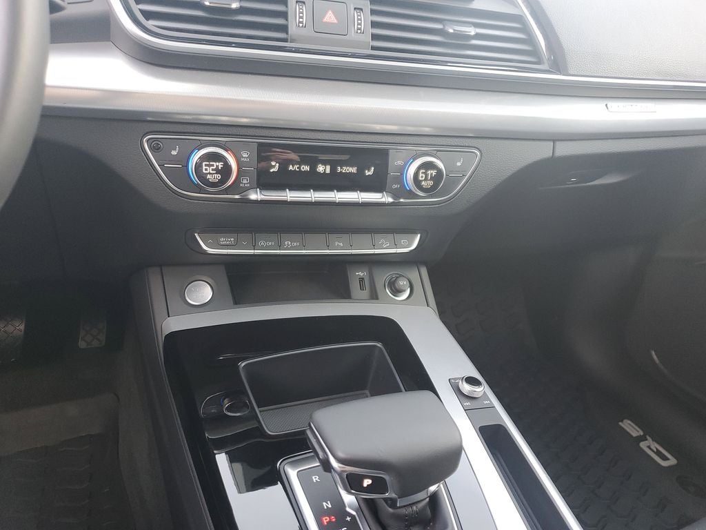 2025 Audi Q5 45 S line Premium quattro