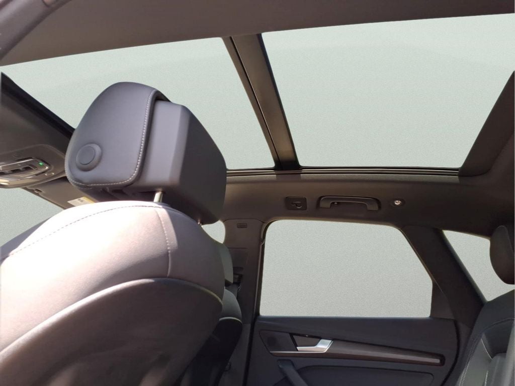 2023 Audi Q5 45 S line Premium quattro