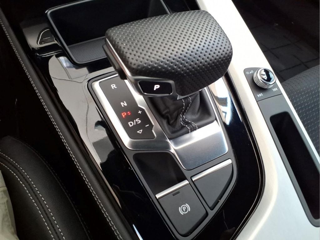 2024 Audi A5 Sportback 45 S line Premium Plus quattro