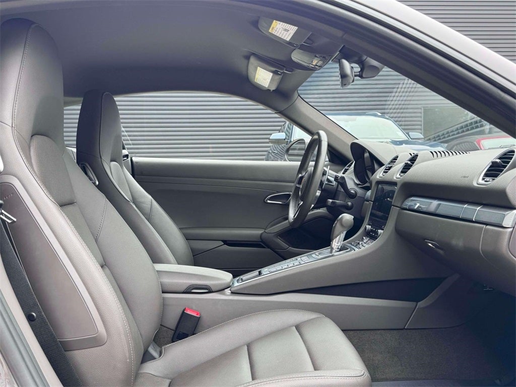 2024 Porsche 718 Cayman Base