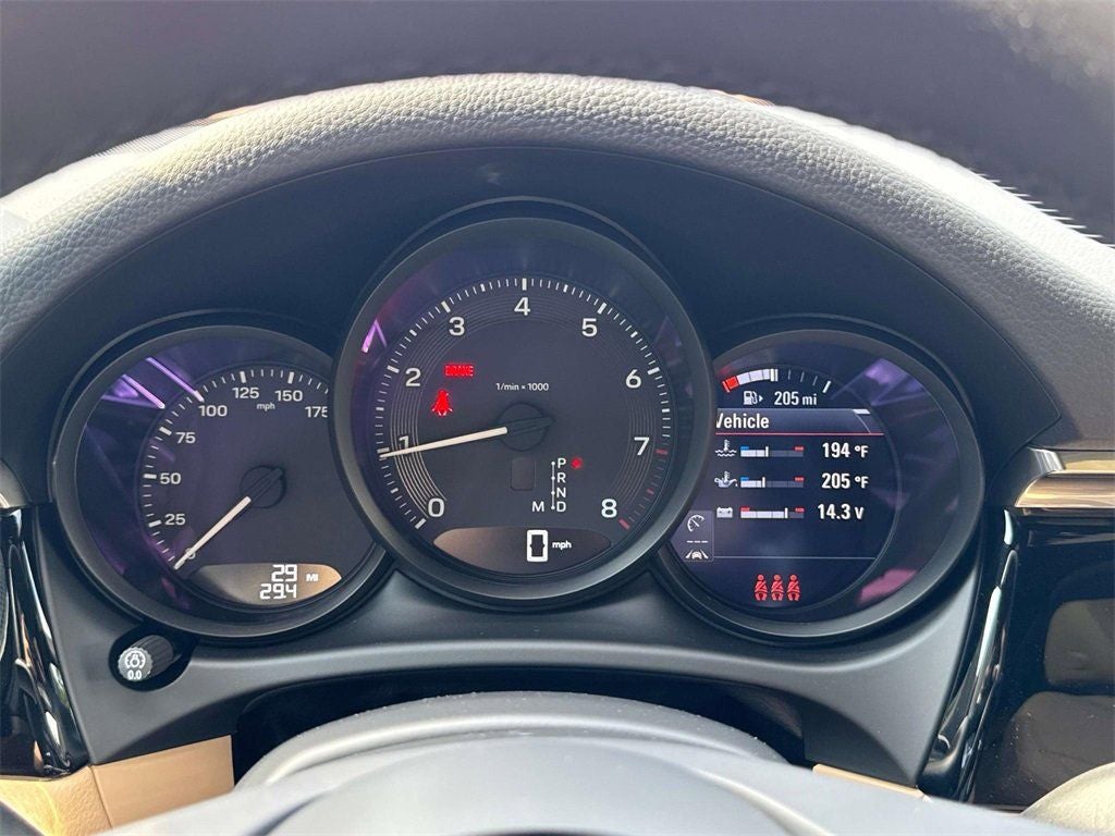 2025 Porsche Macan AWD