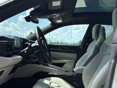 2024 Porsche Macan Electric 4