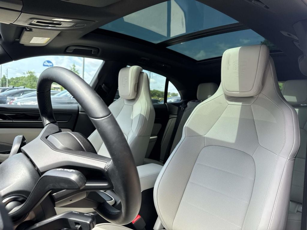 2024 Porsche Macan Electric 4