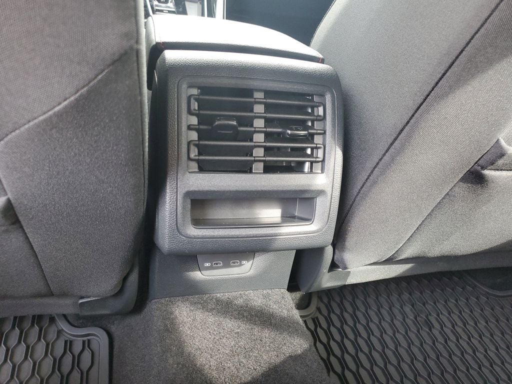 2024 Volkswagen Golf GTI 2.0T S