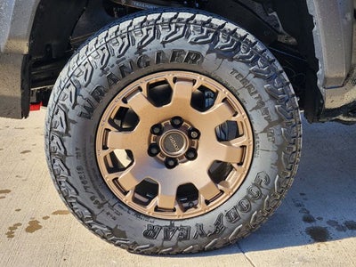 2026 Toyota Tacoma i-FORCE MAX Tacoma Trailhunter