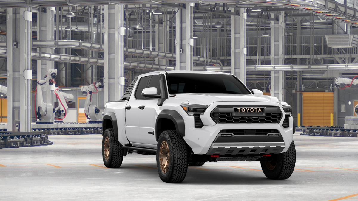 2026 Toyota Tacoma i-FORCE MAX Tacoma Trailhunter