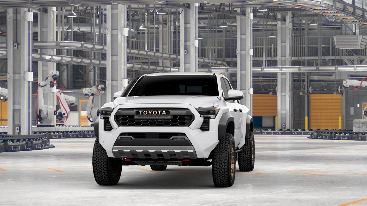 2026 Toyota Tacoma i-FORCE MAX Tacoma Trailhunter