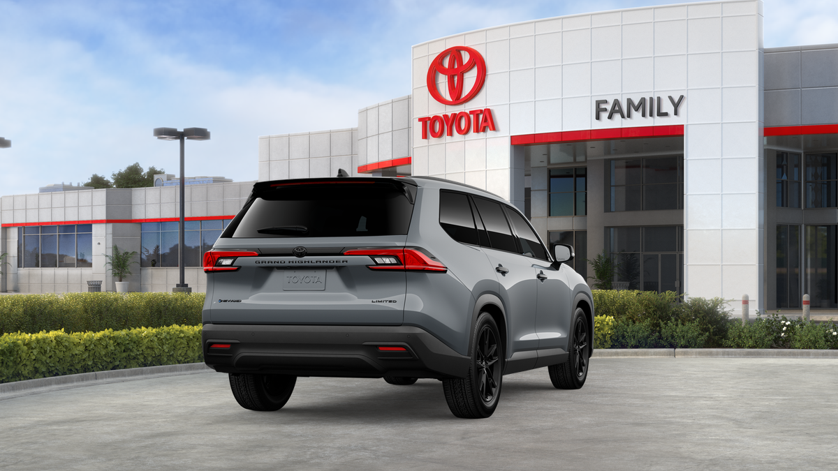 2026 Toyota Grand Highlander Hybrid Nightshade