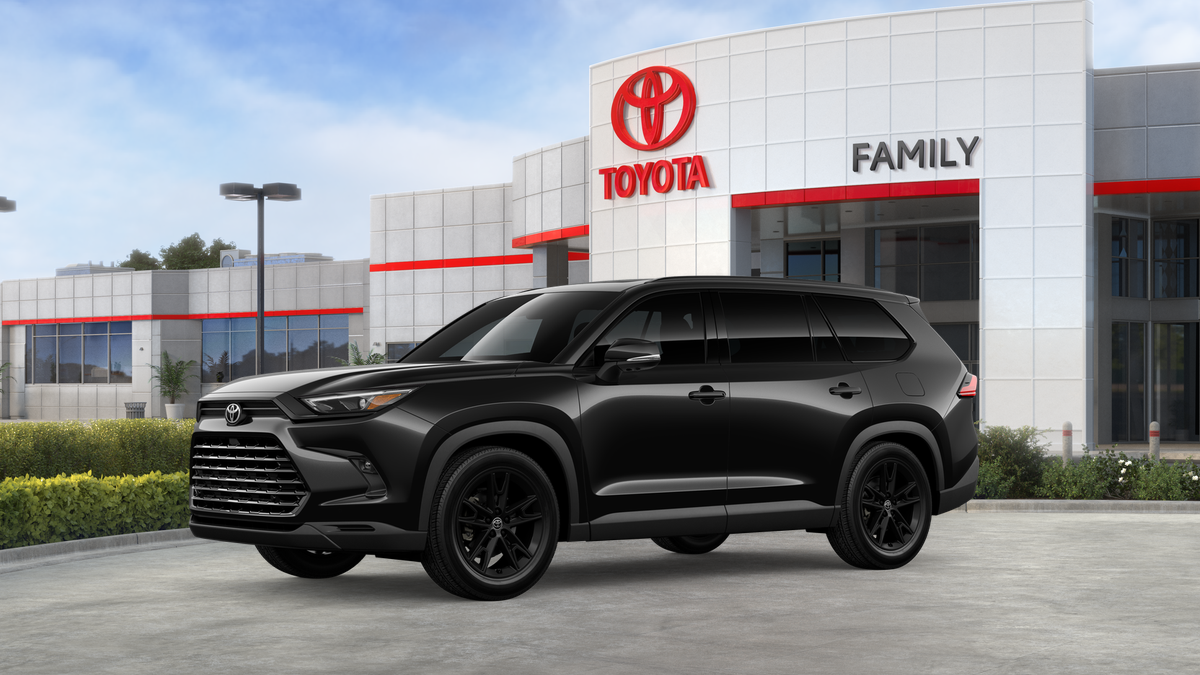 2026 Toyota Grand Highlander Hybrid Nightshade