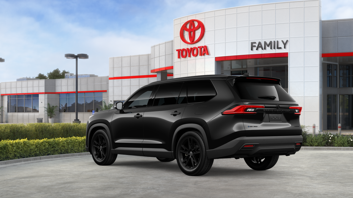 2026 Toyota Grand Highlander Hybrid Nightshade
