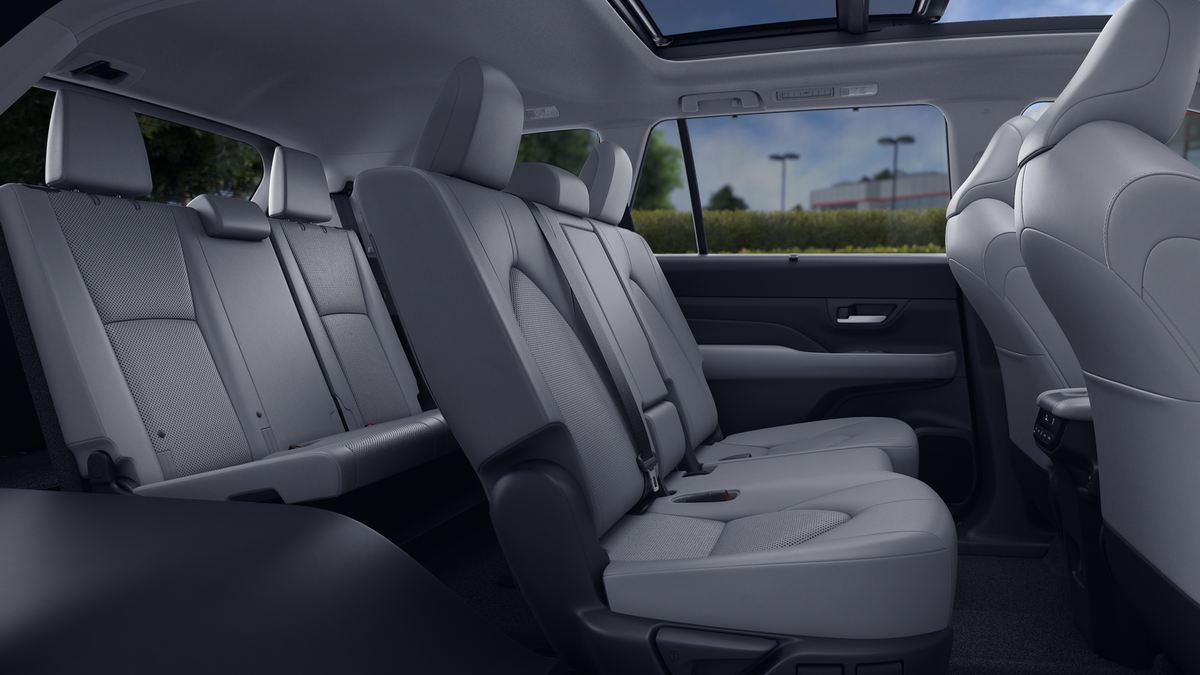 2026 Toyota Grand Highlander Hybrid XLE