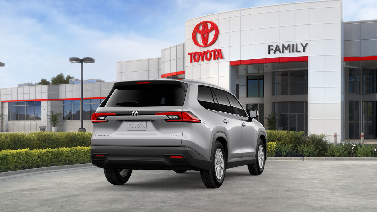 2026 Toyota Grand Highlander Hybrid XLE