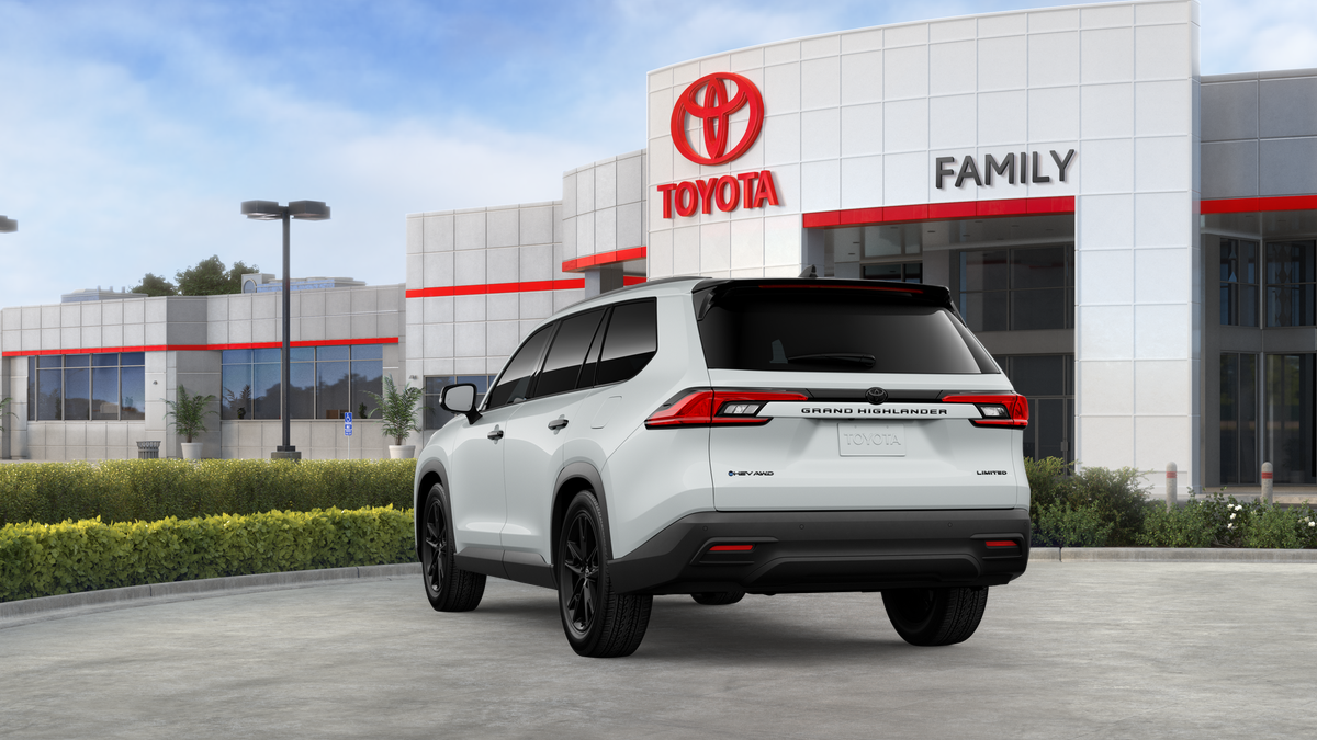 2026 Toyota Grand Highlander Hybrid Nightshade