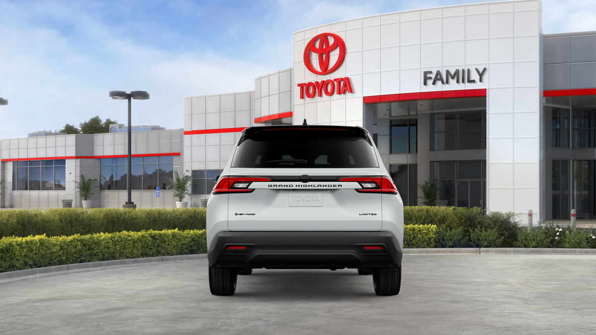 2026 Toyota Grand Highlander Hybrid Nightshade