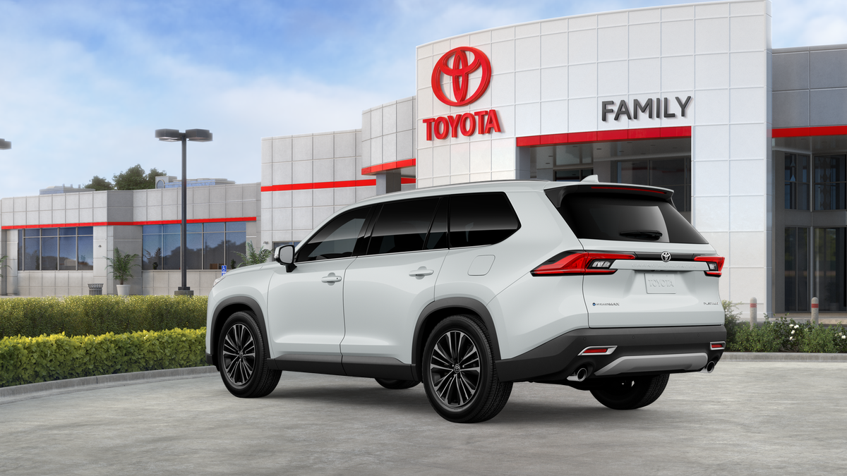 2026 Toyota Grand Highlander Hybrid MAX Platinum