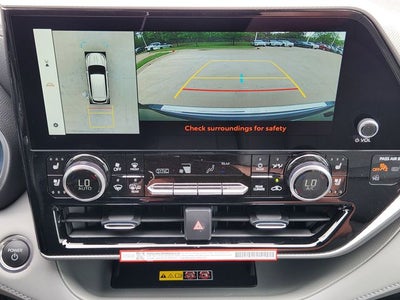 2026 Toyota Highlander Hybrid Platinum