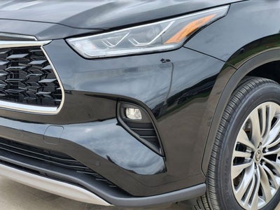 2026 Toyota Highlander Hybrid Platinum