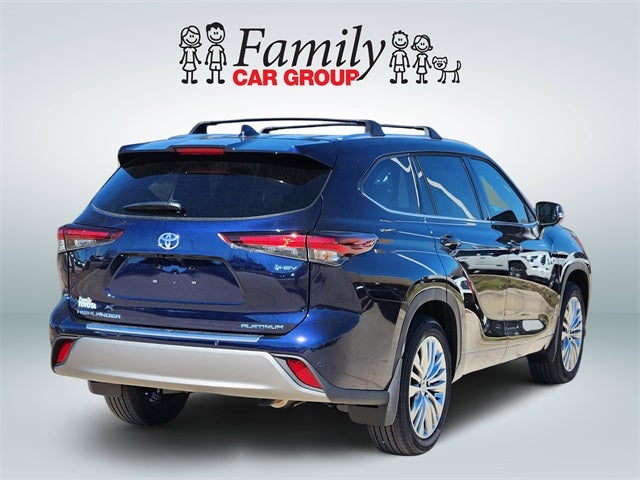 2026 Toyota Highlander Hybrid Platinum