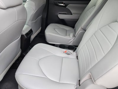 2026 Toyota Highlander Hybrid XLE