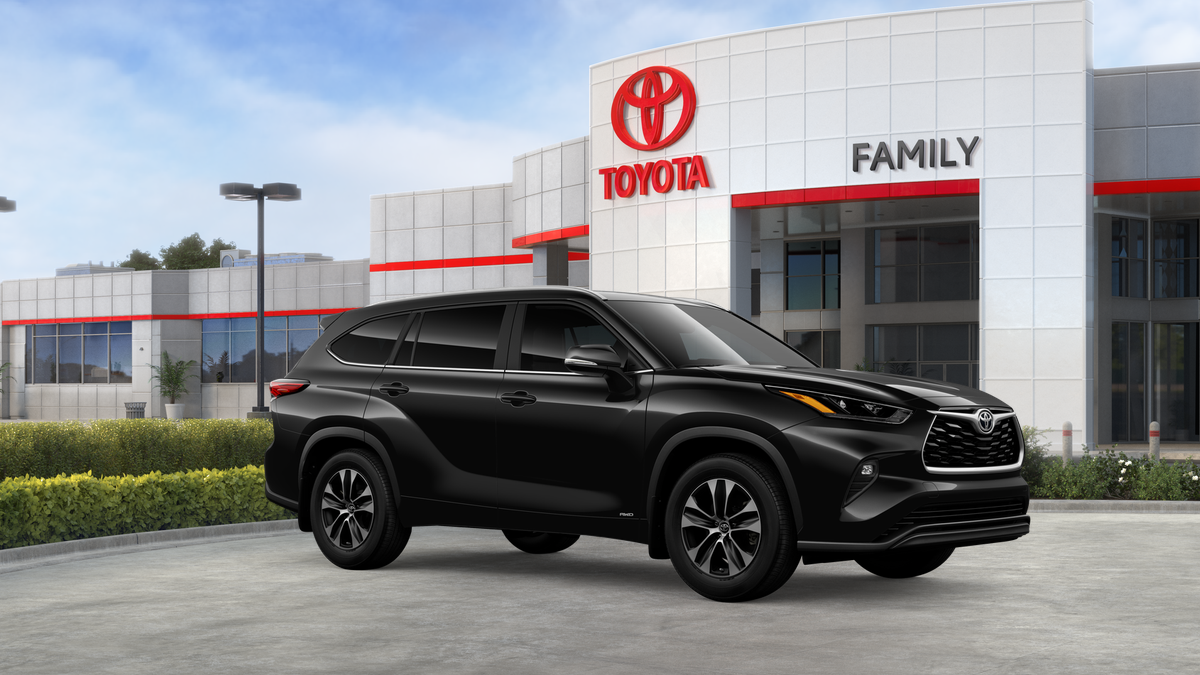 2026 Toyota Highlander Hybrid XLE