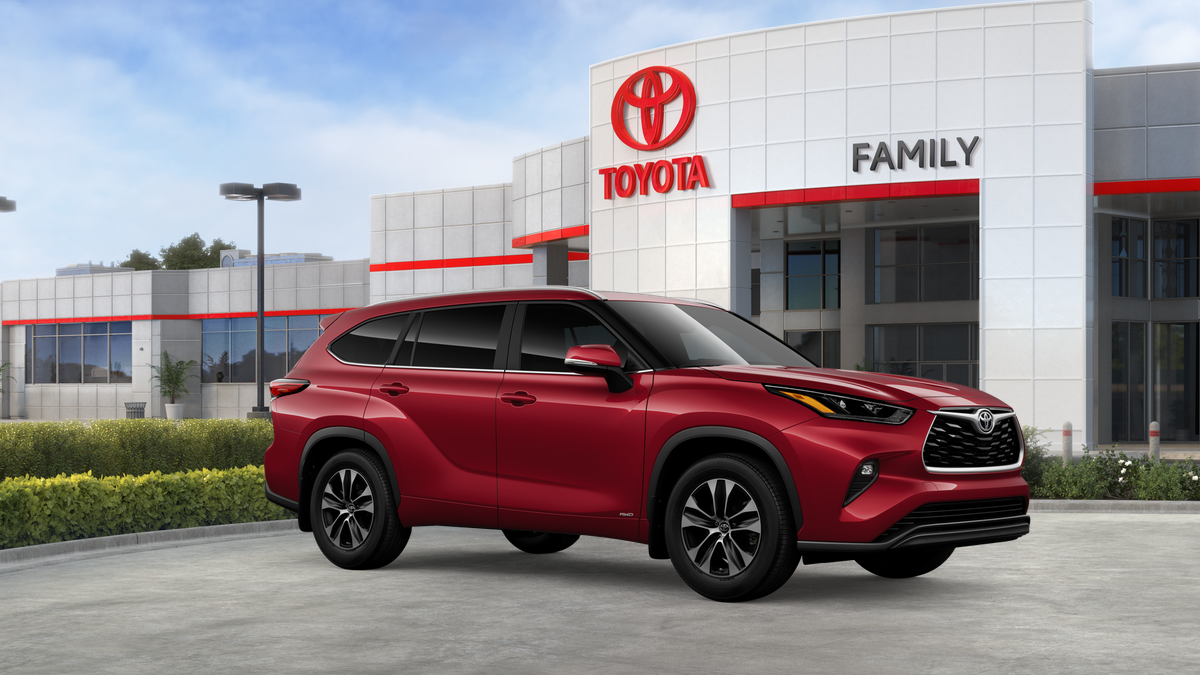 2026 Toyota Highlander Hybrid XLE