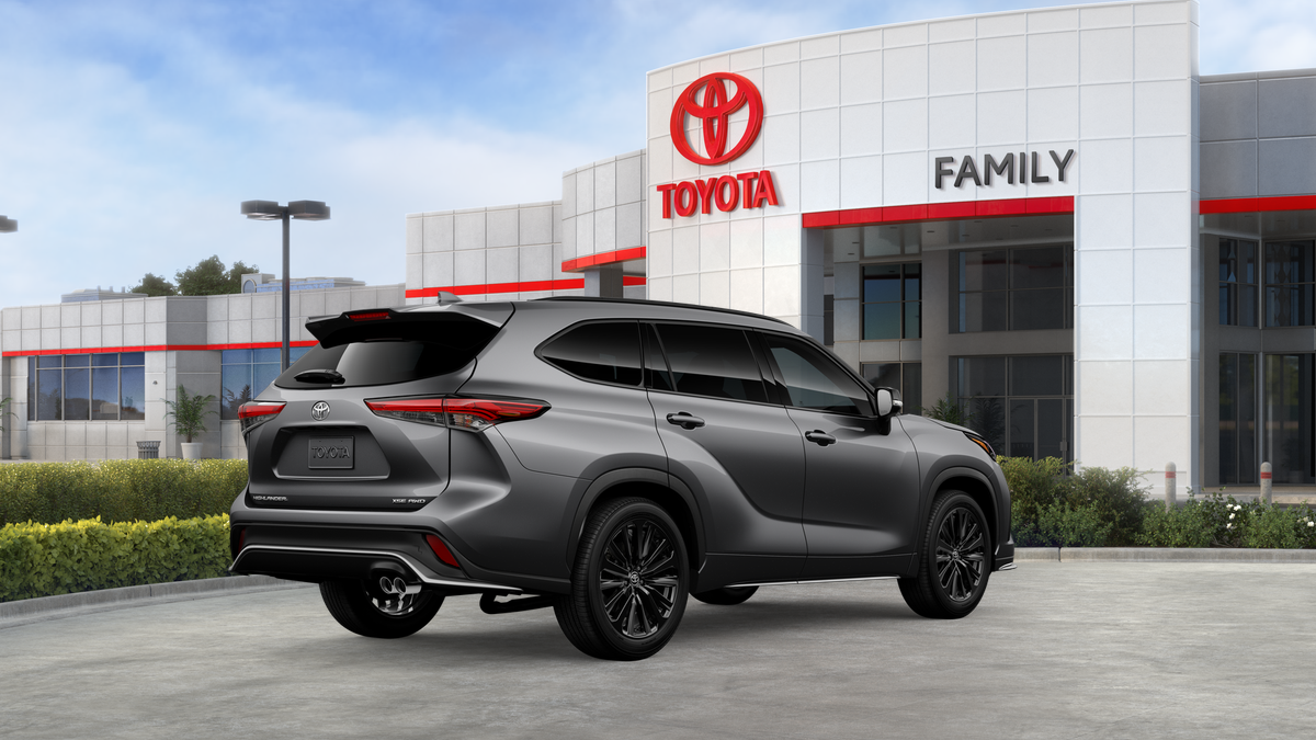 2026 Toyota Highlander XSE