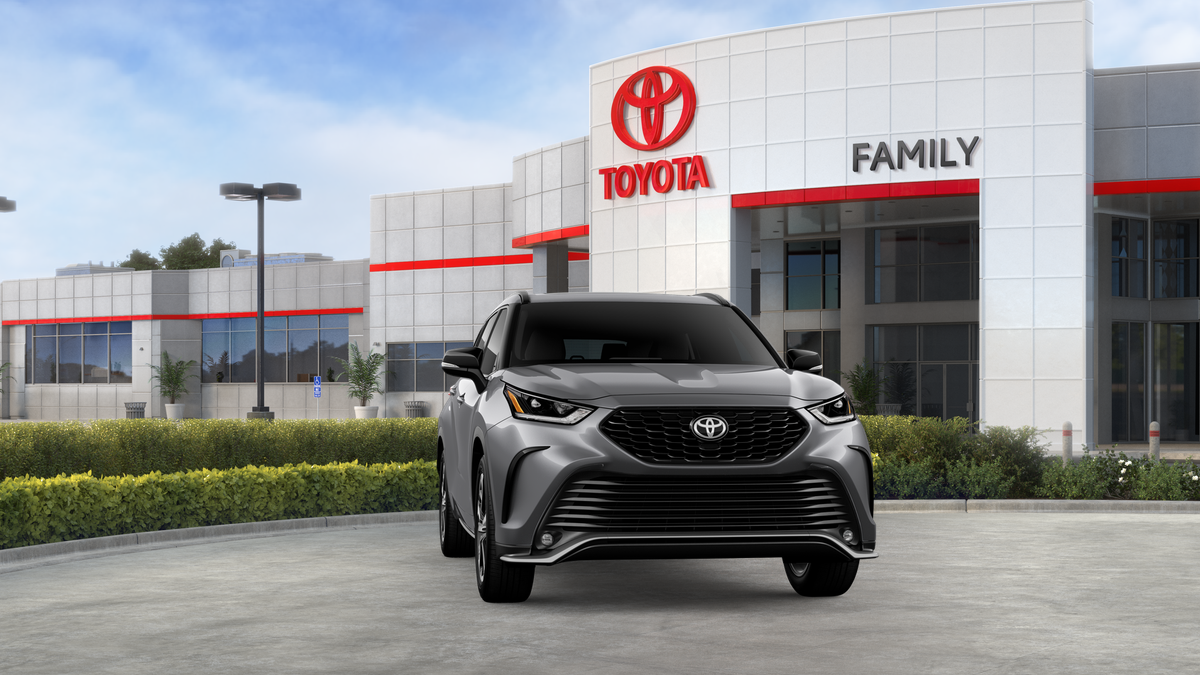 2026 Toyota Highlander XSE