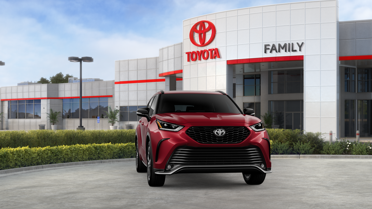 2026 Toyota Highlander XSE