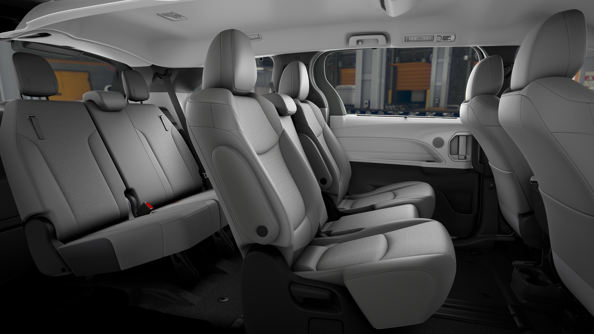 2026 Toyota Sienna LE
