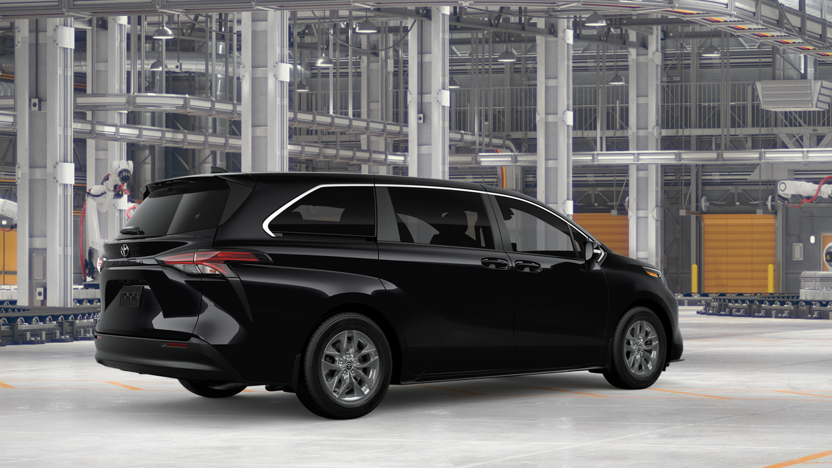 2026 Toyota Sienna LE