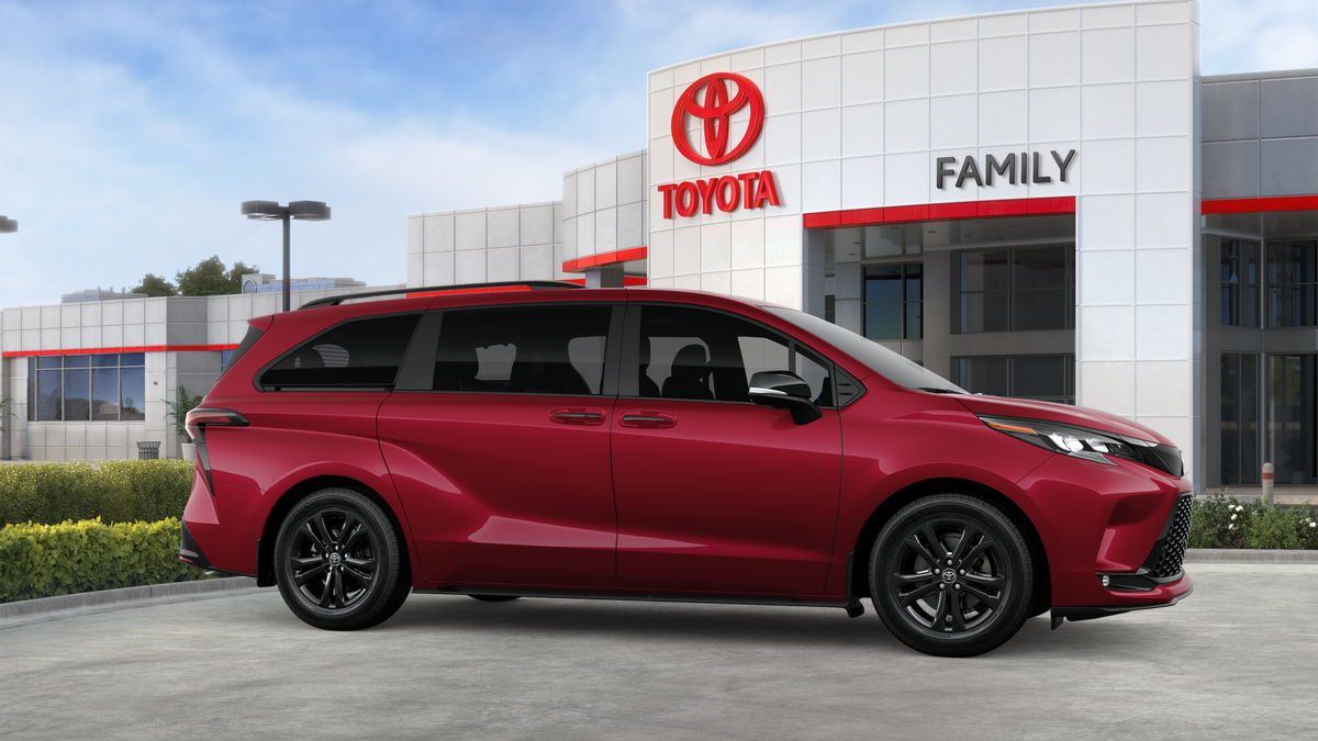 2026 Toyota Sienna XSE