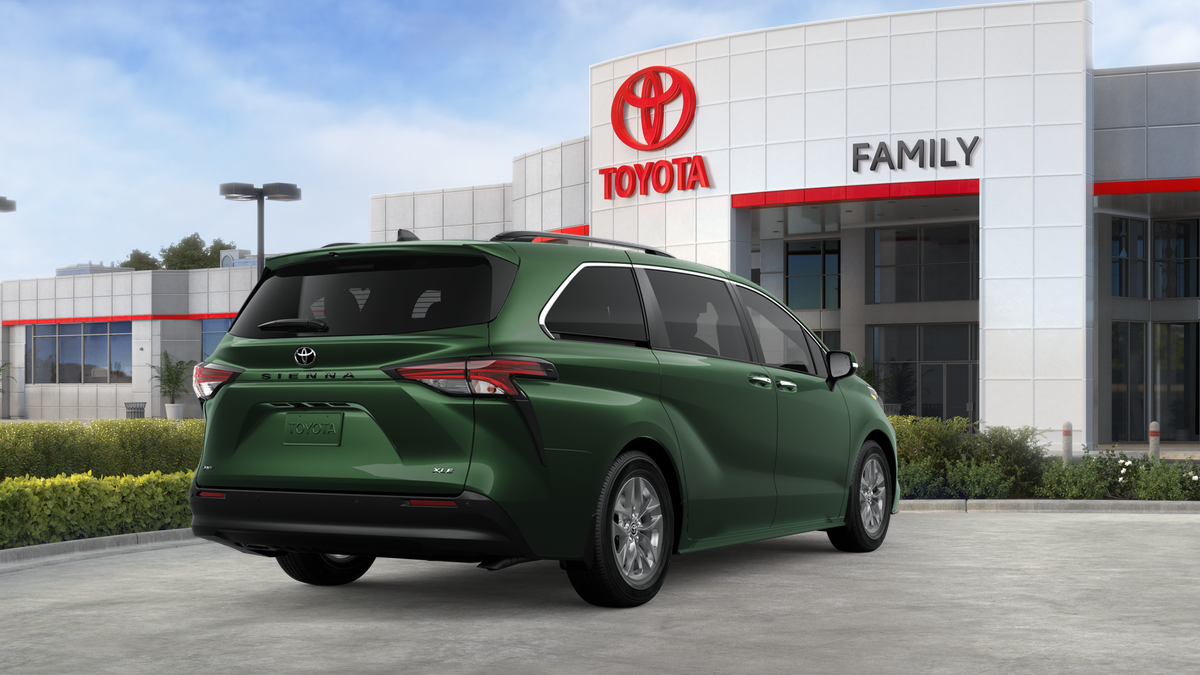 2026 Toyota Sienna XLE