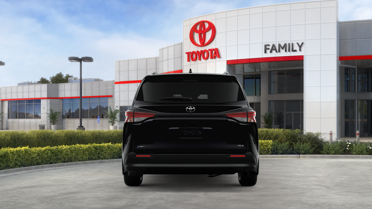 2026 Toyota Sienna XLE