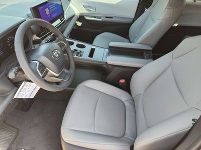 2026 Toyota Sienna XLE