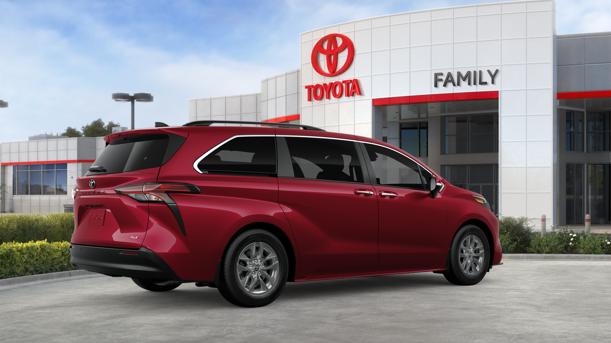 2026 Toyota Sienna XLE