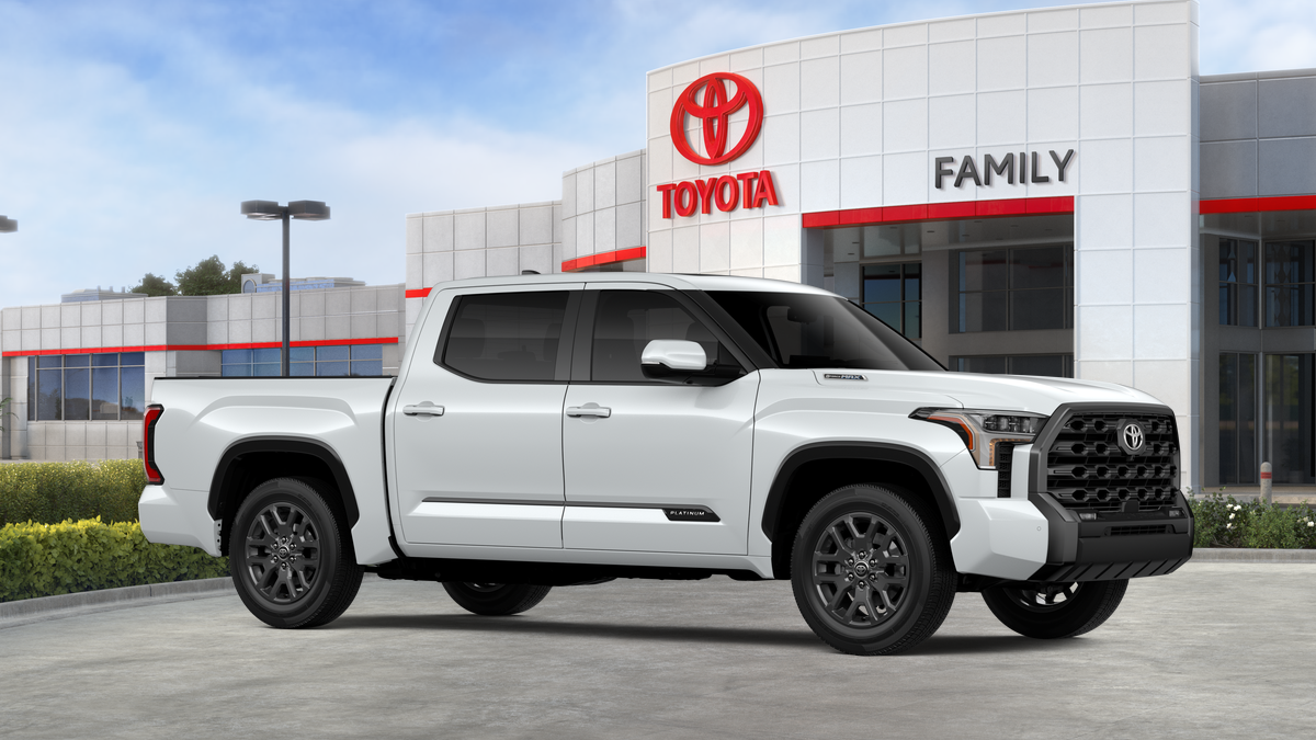 2026 Toyota Tundra i-FORCE MAX Tundra Platinum