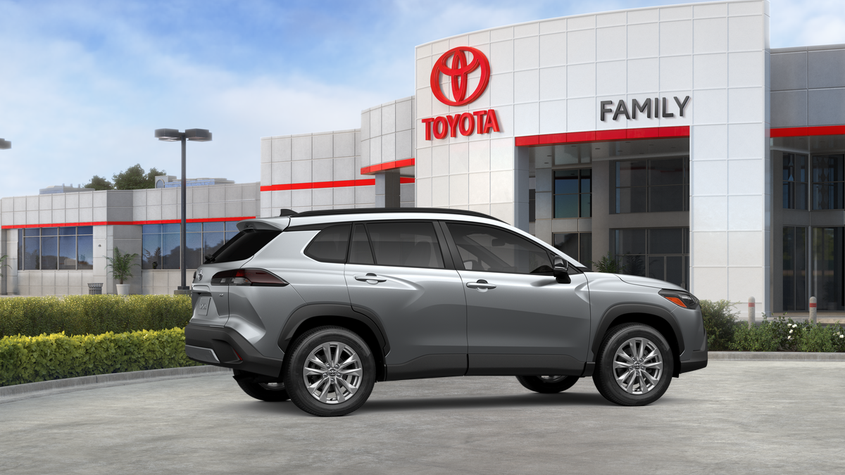 2026 Toyota Corolla Cross LE