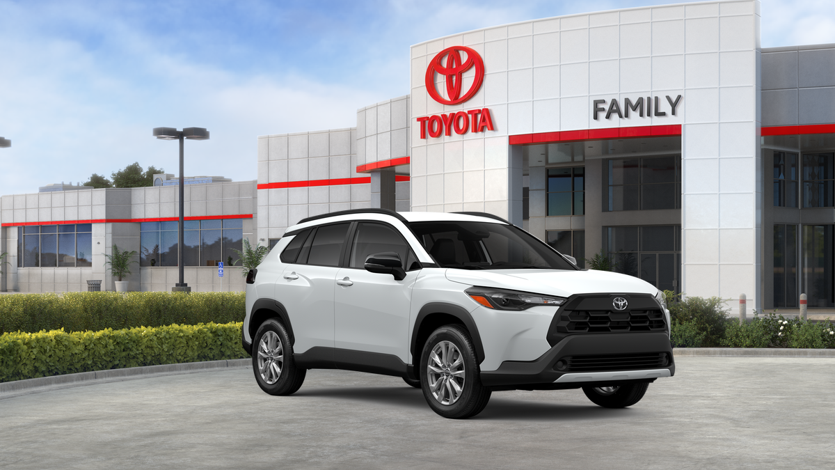 2026 Toyota Corolla Cross LE