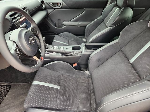 2026 Toyota GR86 Premium AT
