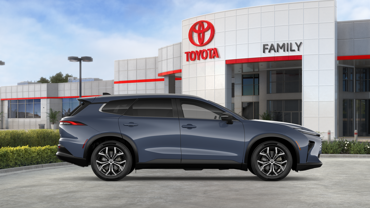 2026 Toyota Toyota Crown Signia XLE