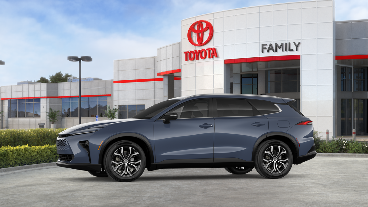 2026 Toyota Toyota Crown Signia XLE