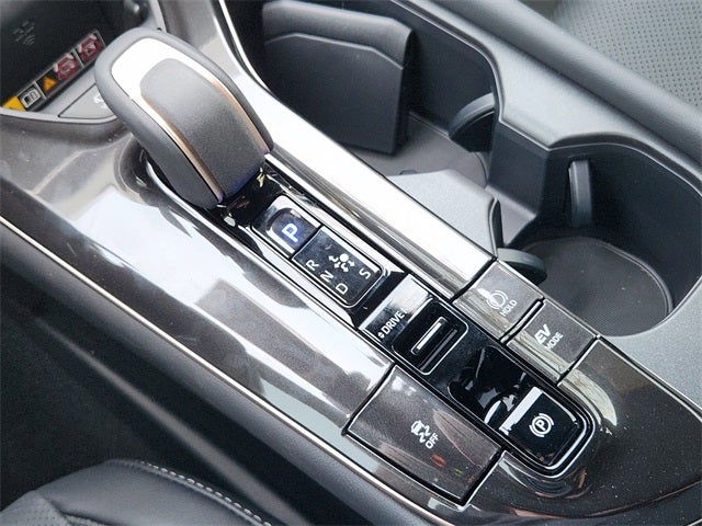 2026 Toyota Toyota Crown Signia Limited