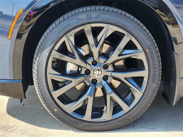 2026 Toyota Toyota Crown Signia Limited